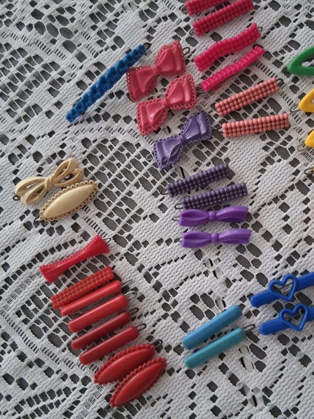 Goody Plastic Vintage Hair Barrettes
